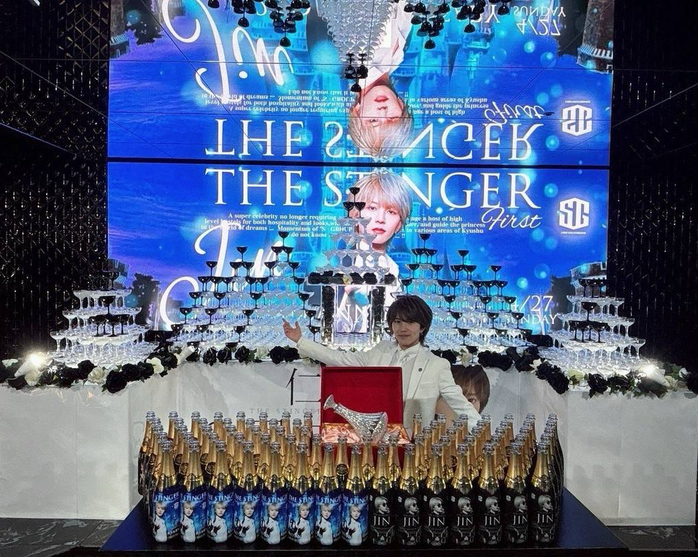 超豪華シャンパンタワーや
温かい応援やお祝いの数々✨
仁にしか魅せれない最高の一日となりました！
