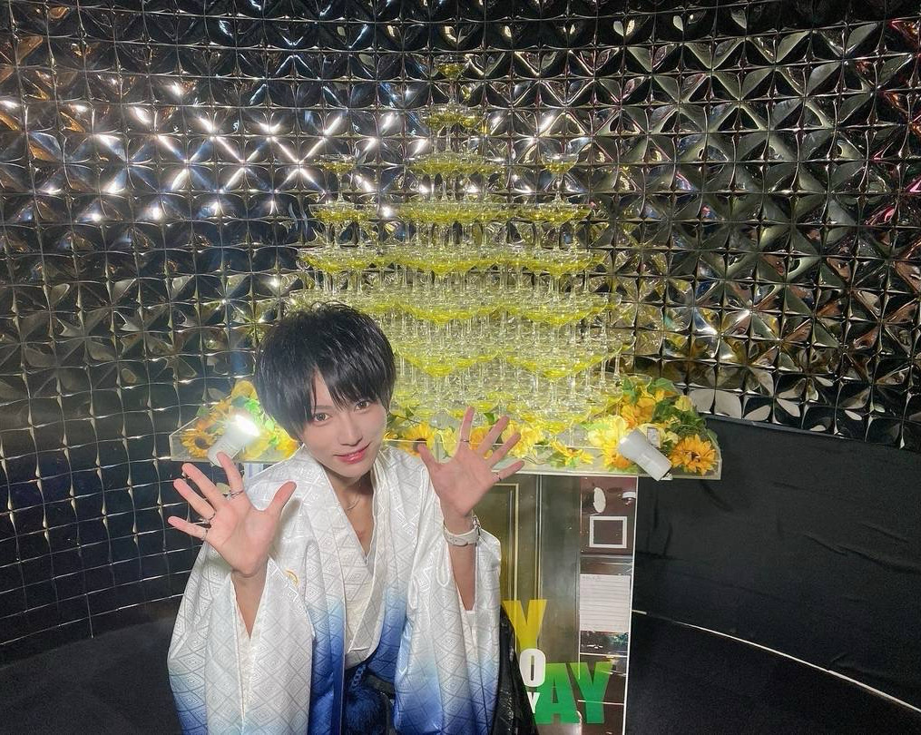 こちらも高級シャンパンタワーでお祝いをして頂き
皆から愛される陸翔らしい素晴らしいイベントとなりました✨