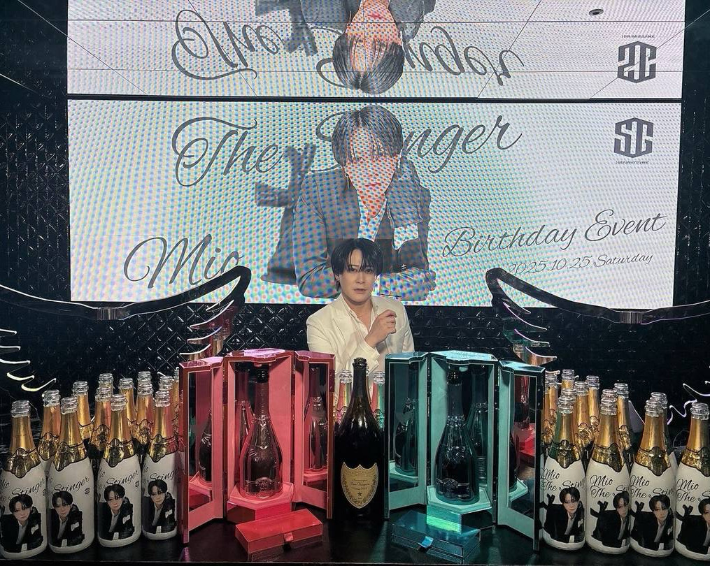 超高級ボトルの数々、数え切れない
お祝いの高級シャンパンやメッセージ
誠にありがとうございました！
活気溢れる素晴らしい一日となりました☆