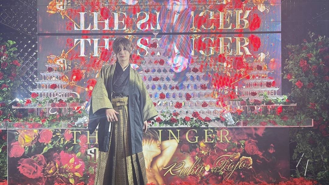 メインにそびえ立つ超豪華シャンパンタワー☆
数え切れない程のお祝いをして頂きました!!
皆様のおかげで、圧巻の一日となりました✨