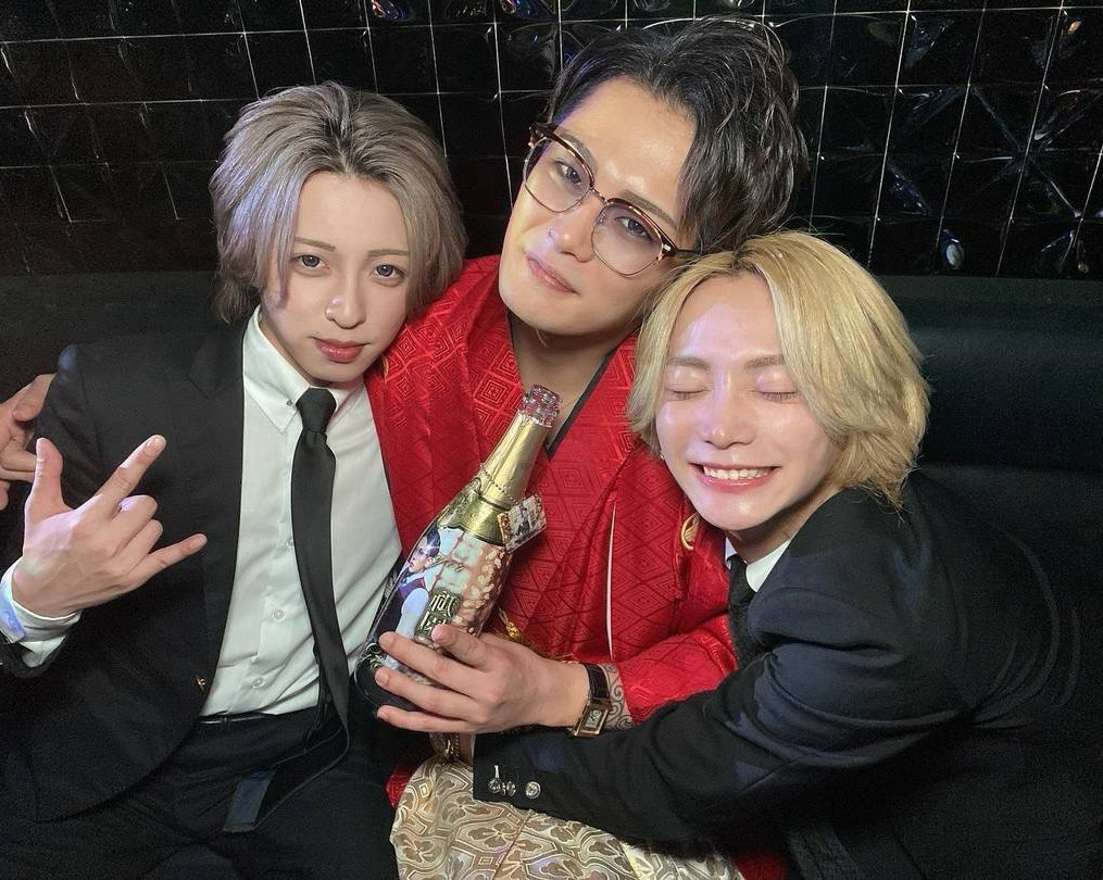 仲間達からもたくさんのお祝いをして頂きました✨