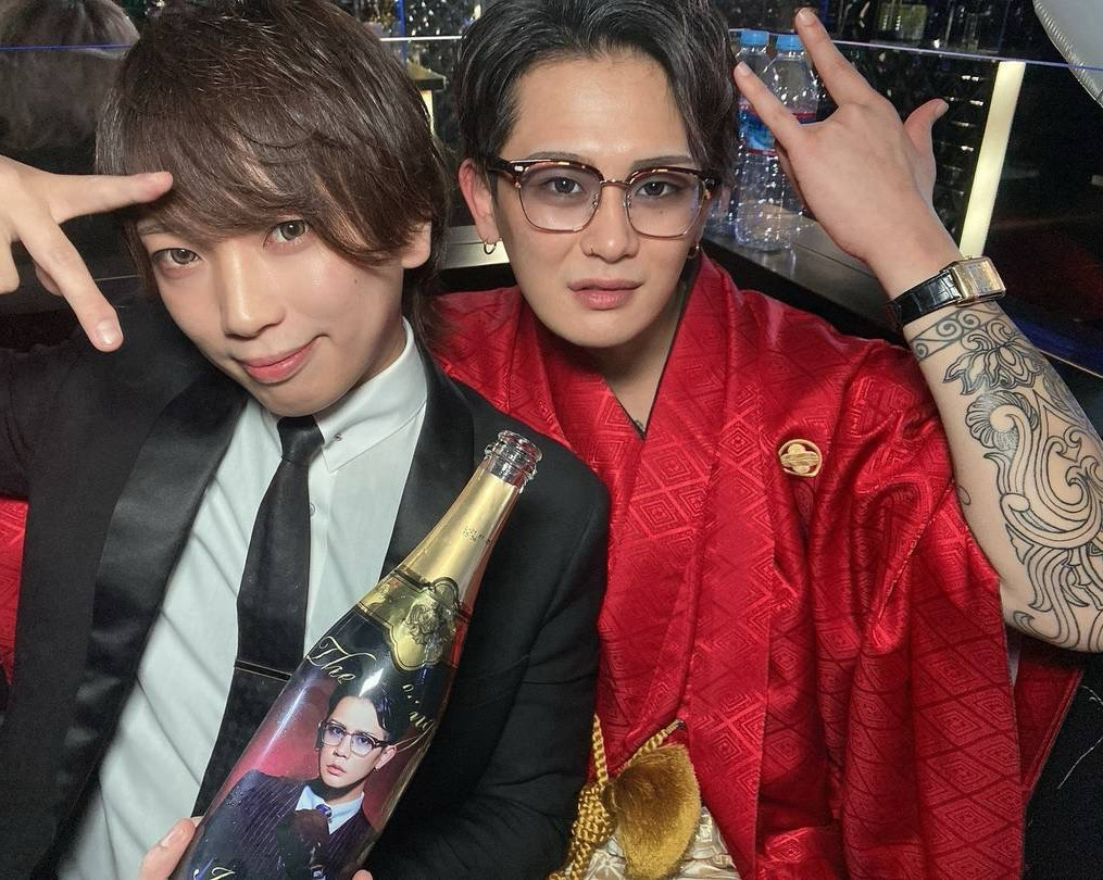 海からも大好きな庵支配人へ
盛大なお祝い☆☆