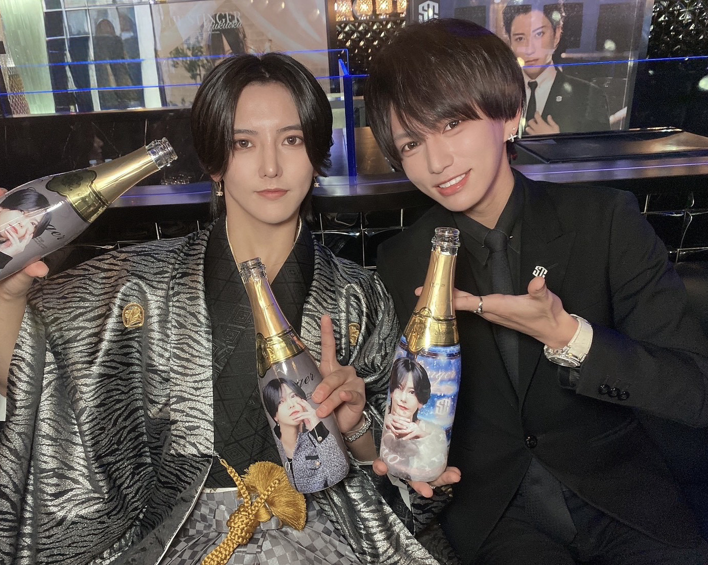 陸翔副主任も最高の笑顔と高級シャンパンでお祝いしてもらいました☆