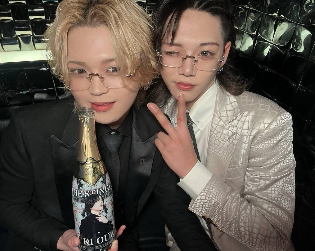 志龍からも高級シャンパンでお祝いして頂きました☆