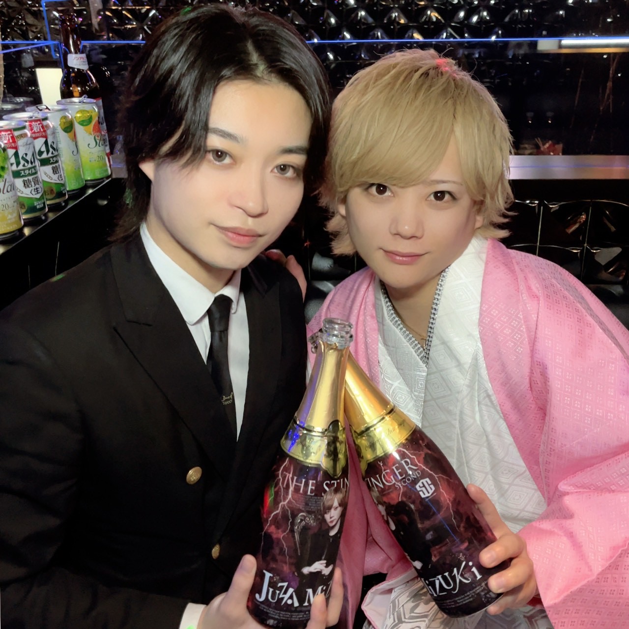 一希副主任からも
盛大にシャンパンでお祝い☆