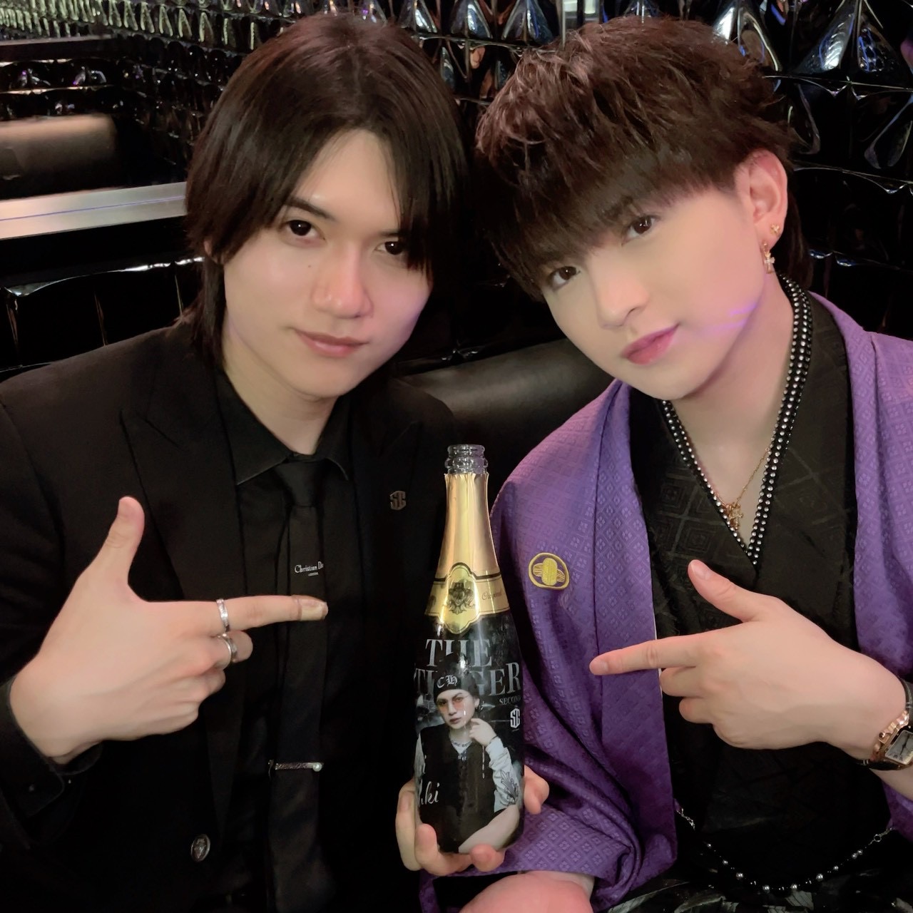 蒼眞副主任から！

感謝を込めシャンパンでお祝い☆