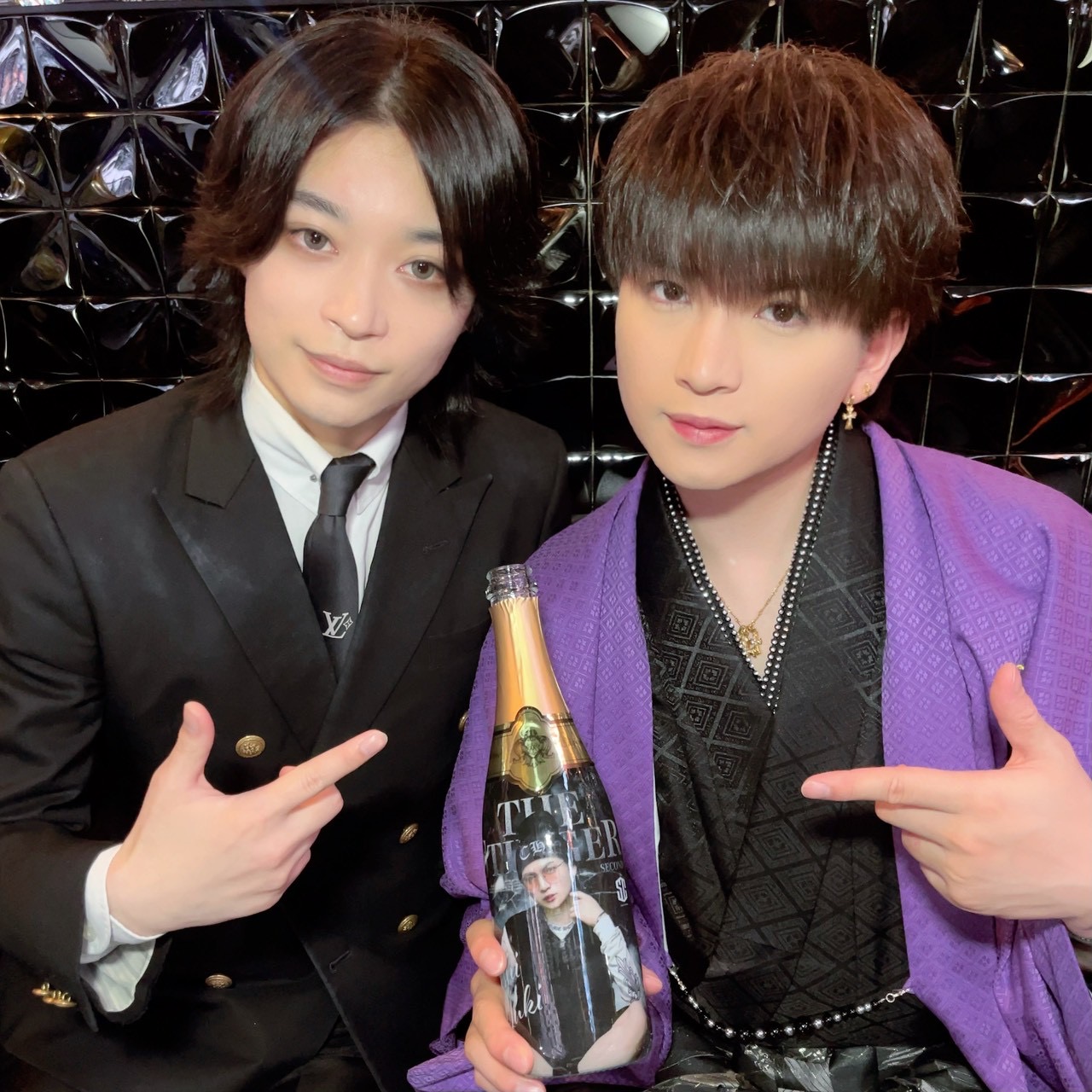 一希副主任からも
シャンパンで盛大にお祝い☆