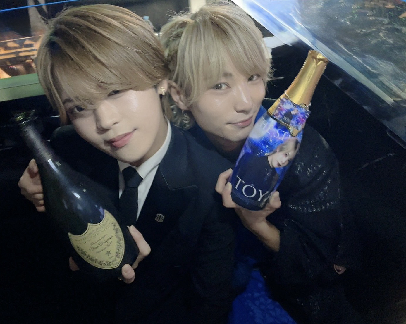 志龍副主任からも盛大にお祝いして頂きました!!