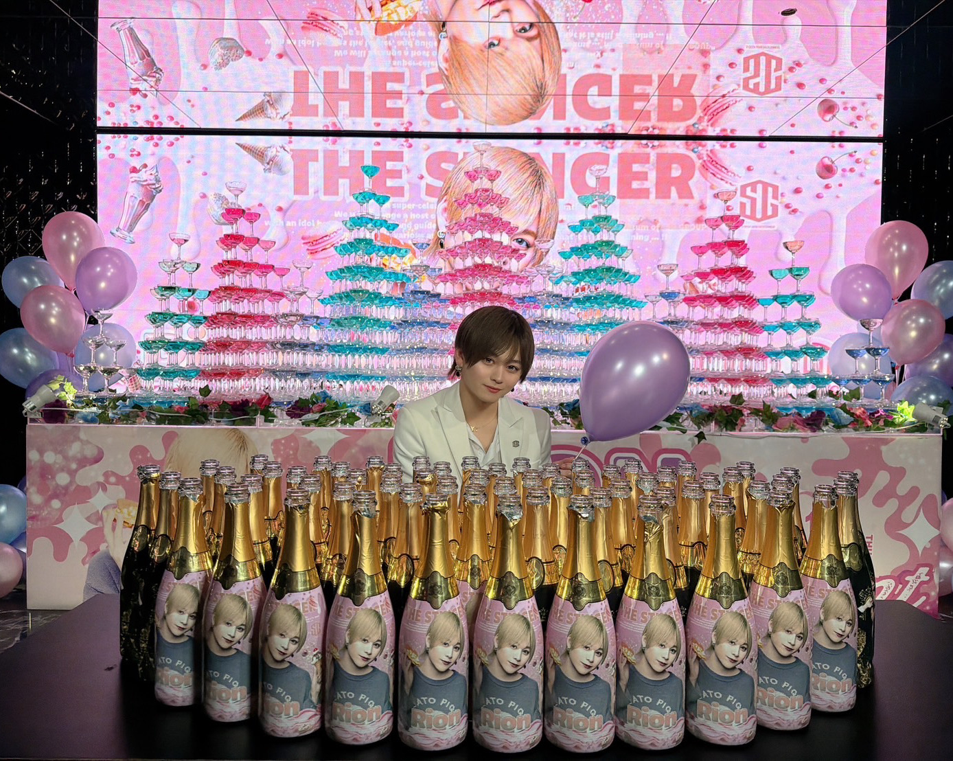 たくさんのお祝いのメッセージ
高級シャンパンや超豪華シャンパンタワーを頂き
本当に素晴らしい一日となりました！