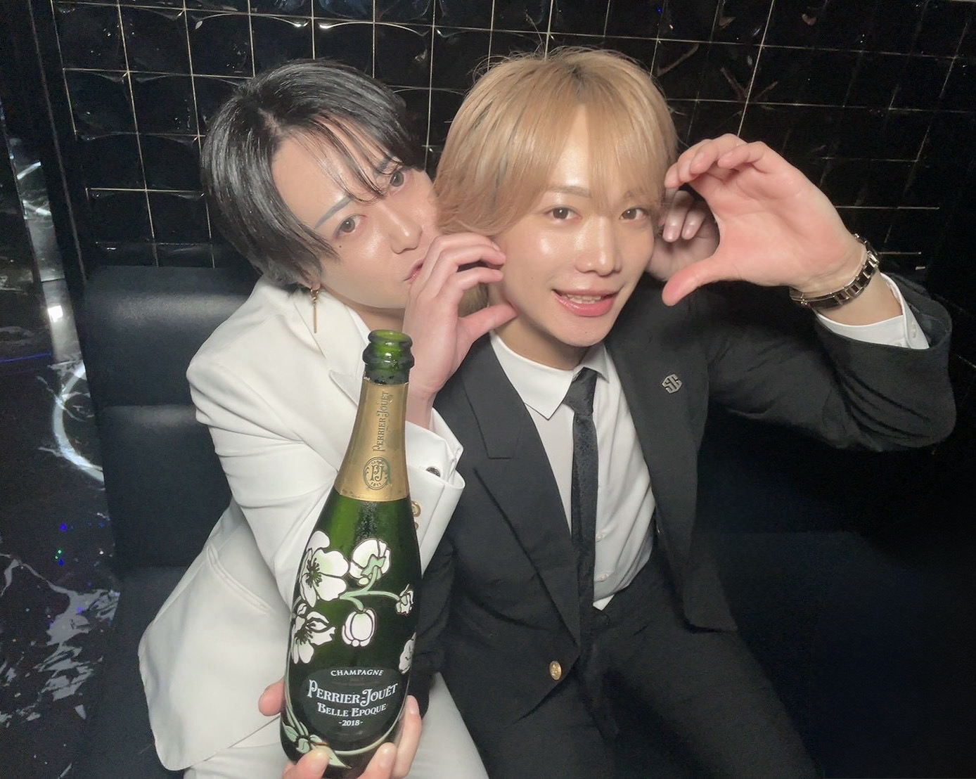 真虎主任からも高級シャンパンでお祝いをして頂きました☆